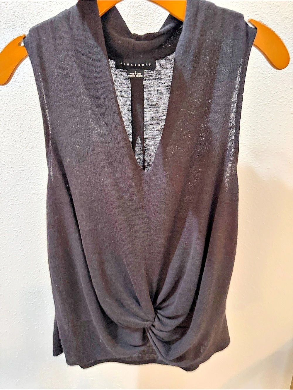Sanctuary Women'Small Twist Front Tank Top in Black Size Small Like New